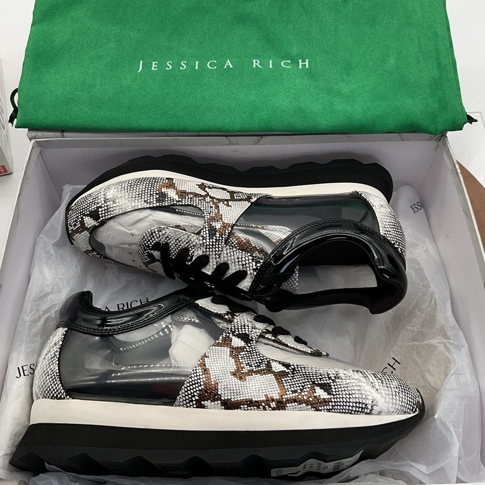 NWT Jessica Rich Transparent Sneakers‎ with snakeskin print gold size 7 M
